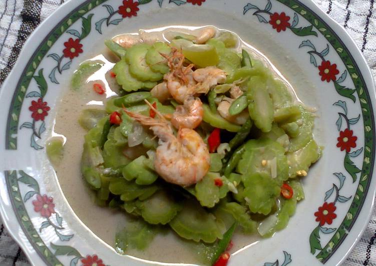 resep masakan Tumis Pare Udang Belimbung Wuluh