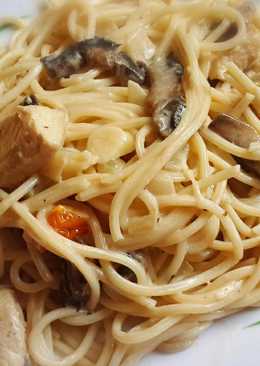 Chicken Scallopini with Lemon Butter Pasta