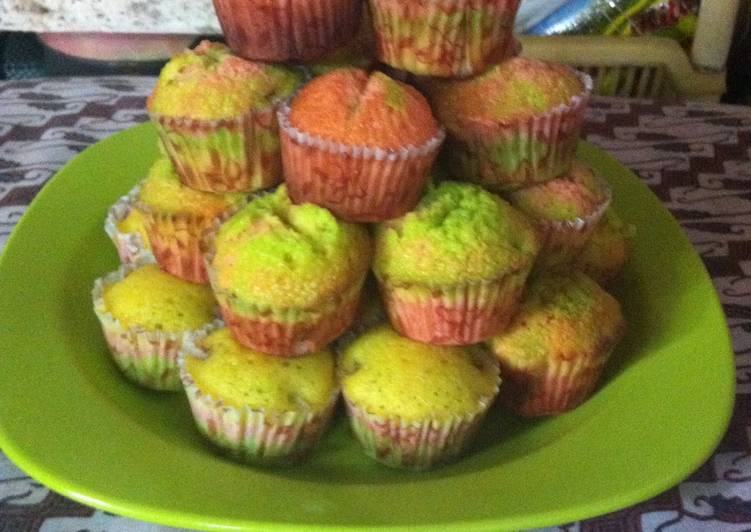 Resep Bolu KUkuS PeLangi Rasa Buah Ala Chef Anisah Luthfi,AMd By Chef
Anisah Luthfi,Amd