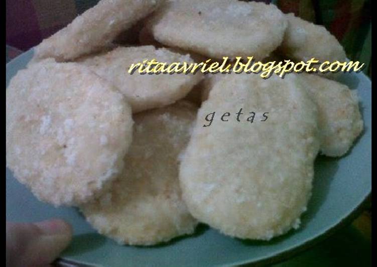 Resep KUE  GETAS kue  jadul yg  masih eksis oleh Rita D 