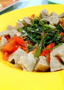 Cah kangkung baso sapi