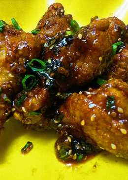 Korean Fried Chicken (Yangnyeom-Tongdak)