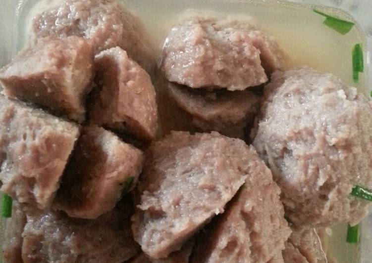 Resep BAKSO SOSIS / SAUSAGE MEATBALL Dari Salsabeel Sabeela