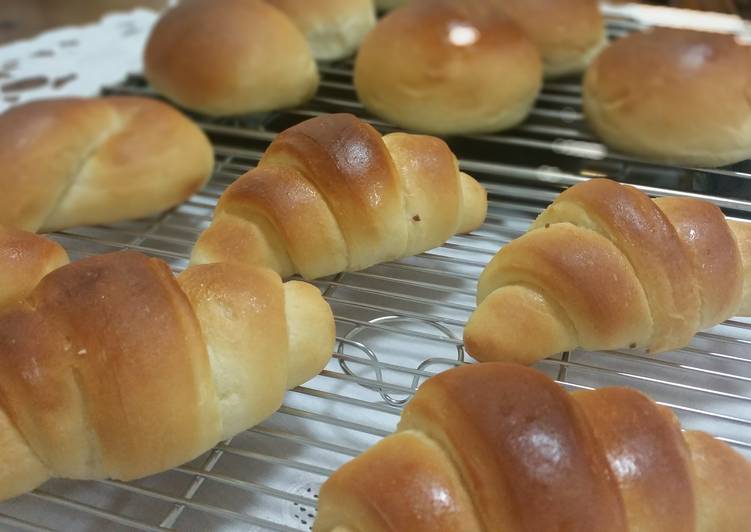 resep lengkap untuk Sweet Roll.(Tanpa Ulenan)