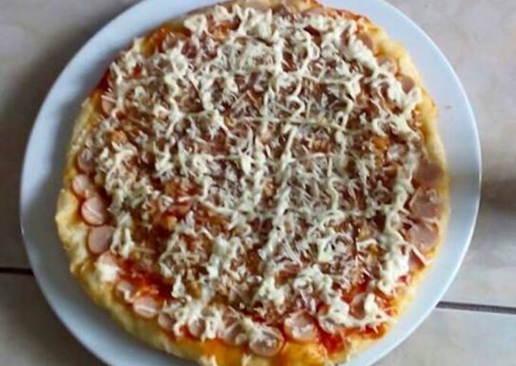 Resep Pizza Ayam Sosis Teflon oleh Mawar Melati Semuanya 