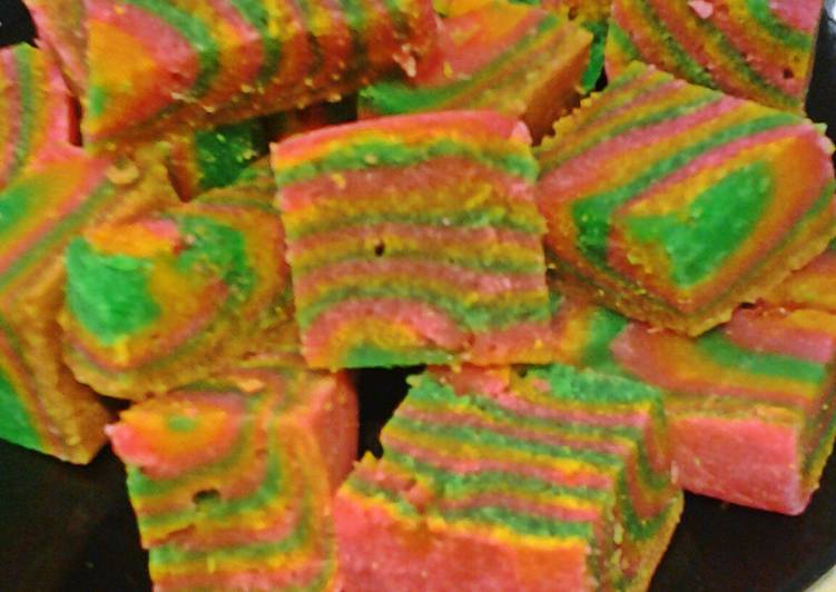 Resep Kue Lapis Kenyal dan Gurih Oleh Yantie