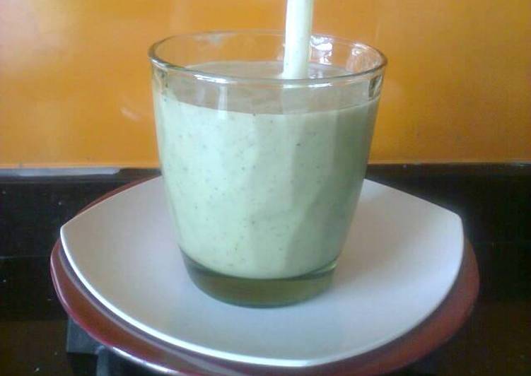 resep lengkap untuk PiKi (Pisang dan Kiwi) Smoothies