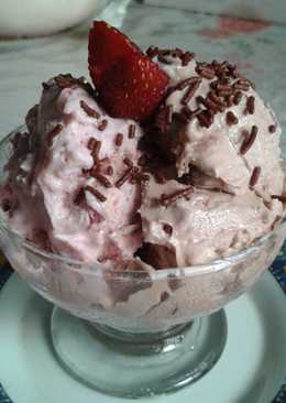 Es krim coklat strawberry asli segerr