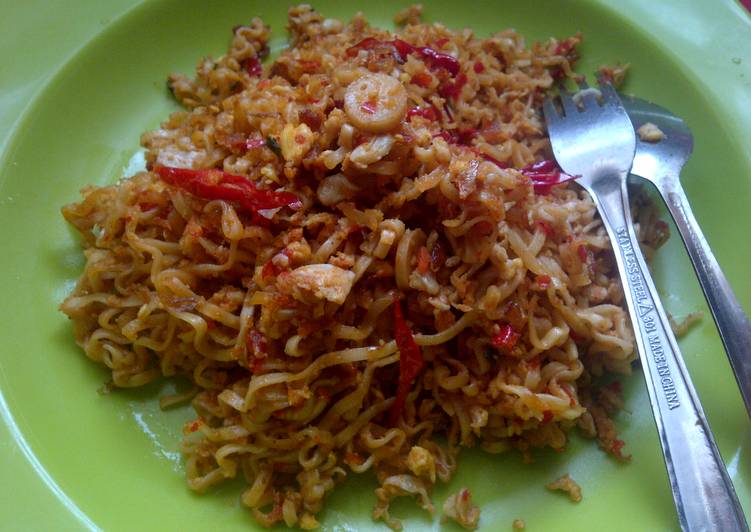 cara membuat Mie Goreng Kriting Spesial