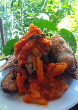 bandeng goreng saos nenas pedas manis ala dewii