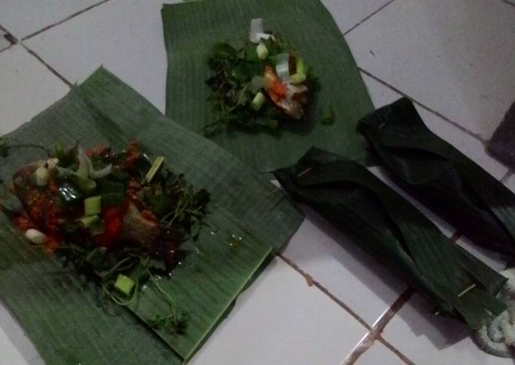 gambar untuk resep makanan Pepes Nila bumbu Rujak