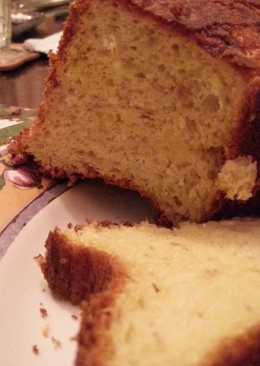 Bolu Pisang, bukan Banana Bread