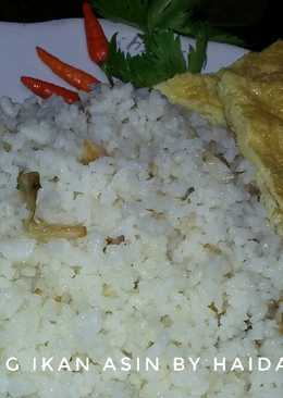 Nasi Goreng Ikan Asin simple