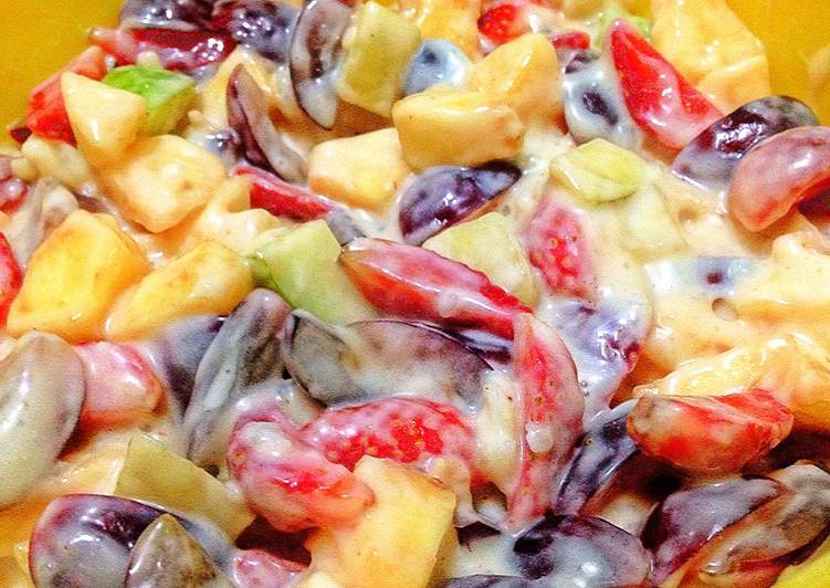 resep lengkap untuk Salad Buah Keju Creamy