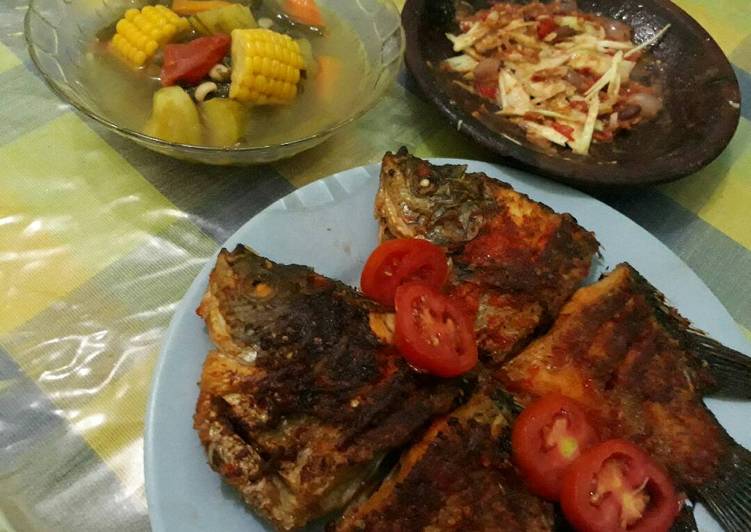 cara membuat Gurami Bakar Sambel Pencit