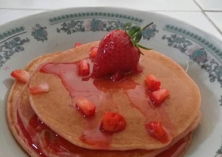 resep Strawberry Pancake