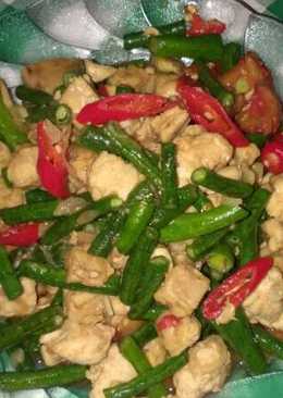 Tumis kacang panjang tempe