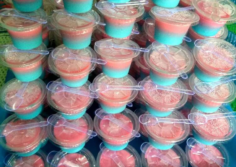 gambar untuk resep Puding Susu Merah Biru