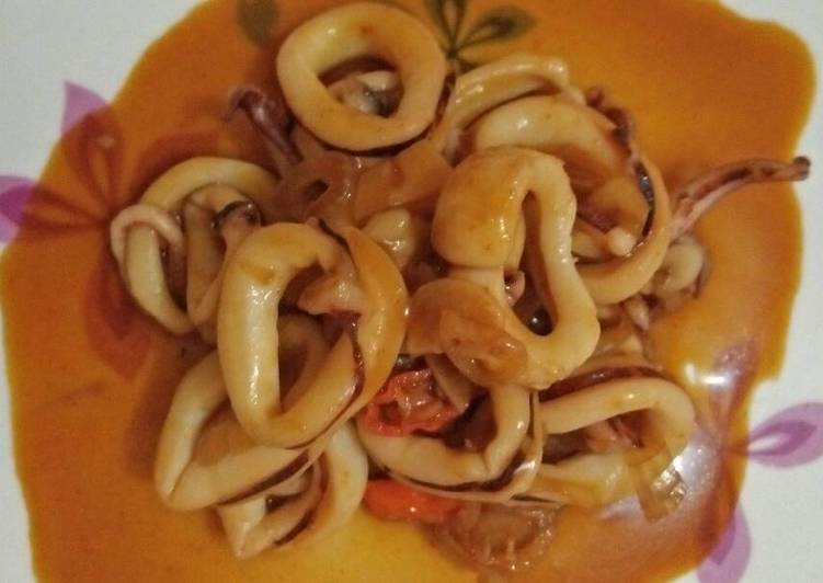 Resep Cumi saos asam manis Oleh Rosalia M. Putri