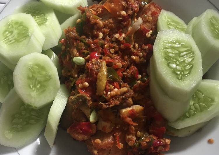 gambar untuk resep Ayam penyet Sambel korek