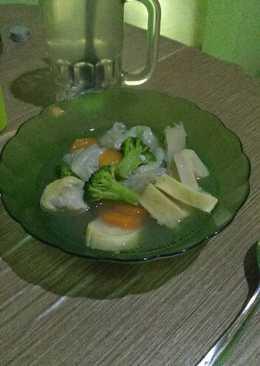 Sop jamur brokoli