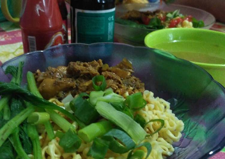 Resep Mi Ayam blackpepper homemade Kiriman dari Fadila Fikriani Armadita