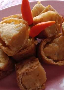 Tahu Baso Ayam goreng