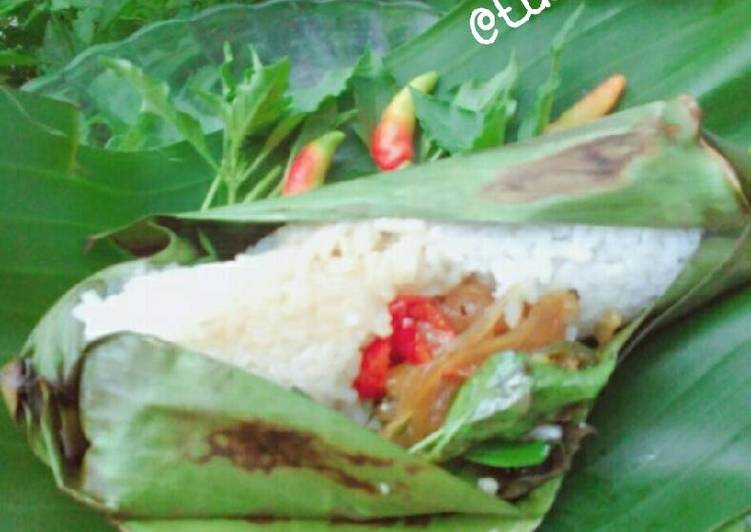 gambar untuk resep makanan Nasi Bakar Oseng Pepaya Muda Pedas #PRMASAKANBUNGKUSDAUN