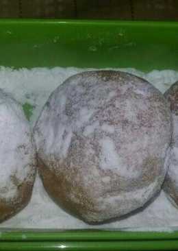 Bola2 donat salju isi coklat