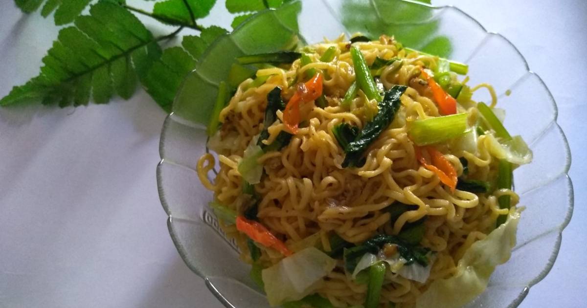 127 resep mie kuning goreng pedas enak dan sederhana Cookpad