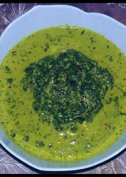 Gulai daun ubi tumbuk