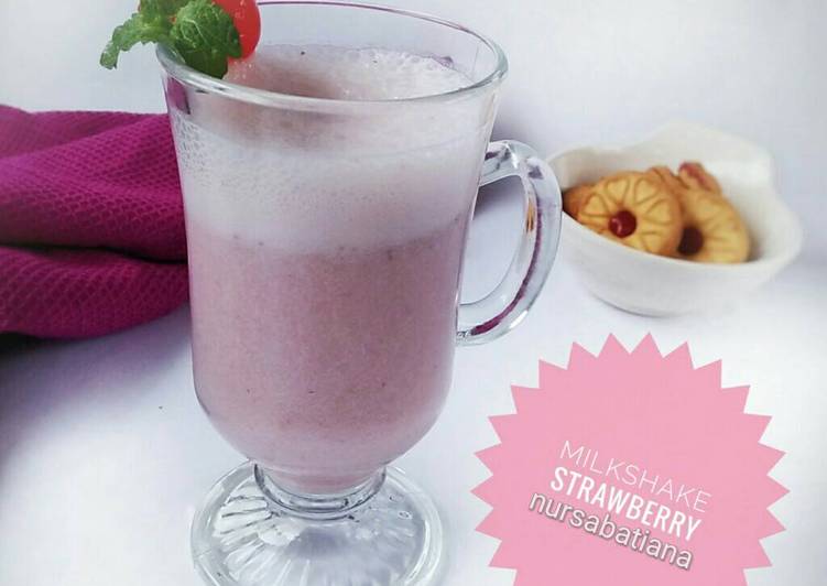 bahan dan cara membuat Strawberry Milkshake
