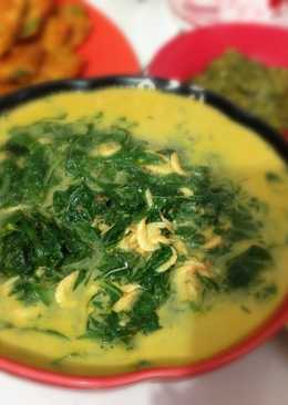 Daun singkong rebon kuah santan