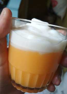 Pudding mangga dengan vla susu