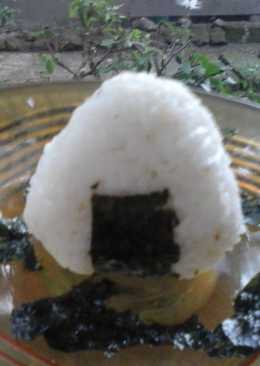 Nasi kepal (onigiri) mudah praktis anti gagal