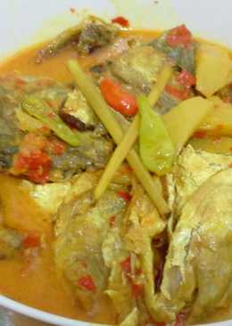 Gulai nanas kepala ikan