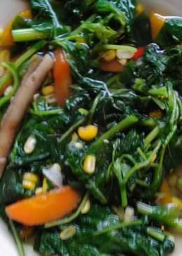 Sayur bayam bening segar