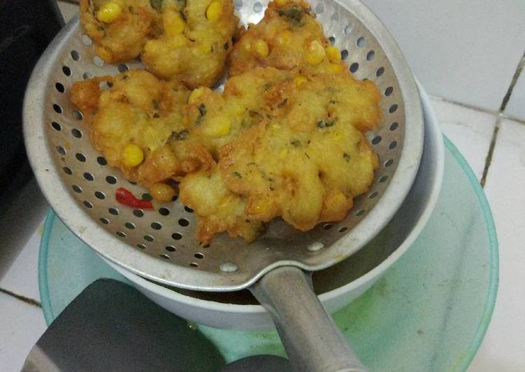 resep masakan Bakwan Jagung Krispi Renyah