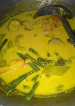 Gulai ikan campur