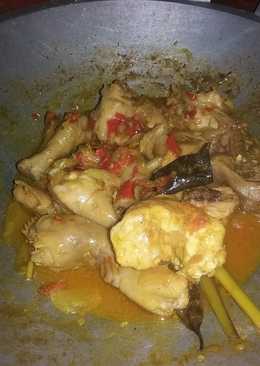 Ayam Pedas Bumbu Kuning