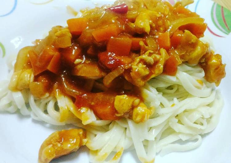 resep Spicy spaghetti with chicken & vegetables sauce