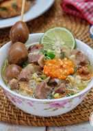 Soto Kudus daging