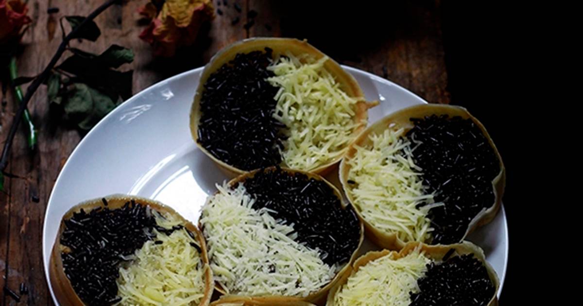  Resep  MARTABAK  MANIS MINI COKELAT KEJU  oleh VERONICA DHANI 