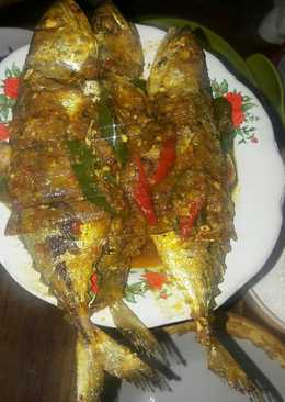 Ikan Kembung Bumbu Kuning