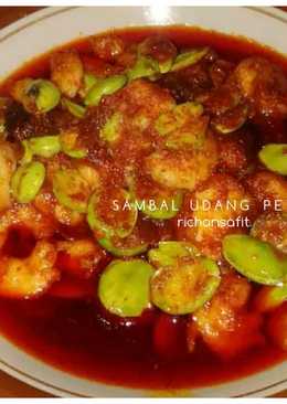 Sambal goreng udang pete