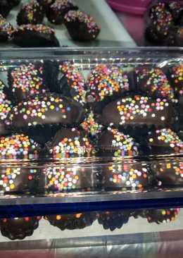 Kurcok (kurma coklat)