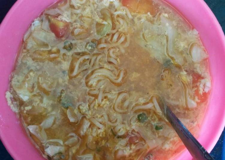 Resep Mie ramen  instan oleh danang okvin Cookpad