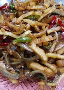 Orek kentang tahu ikan asin