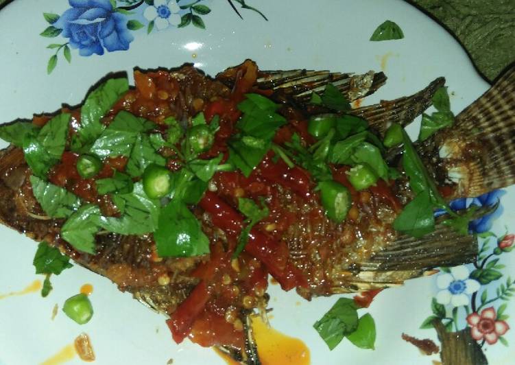 resep Goreng nila,sambal merah