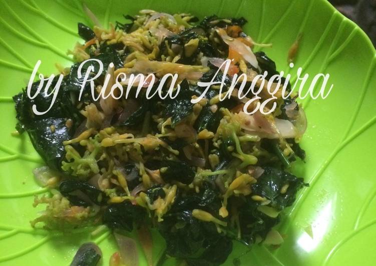 gambar untuk resep Tumis daun katu bunga pepaya untuk ibu menyusui